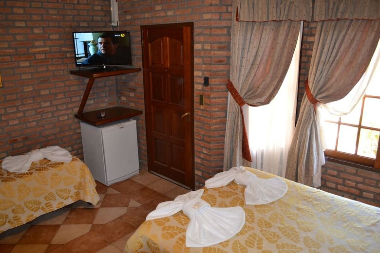 Colina Del Valle Hotel