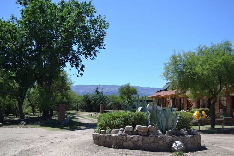 Colina Del Valle Hotel