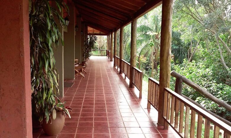 Hotel Ytororo Lodge