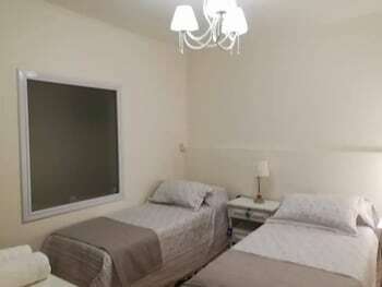 Hotel Departamentos Comodoro 1