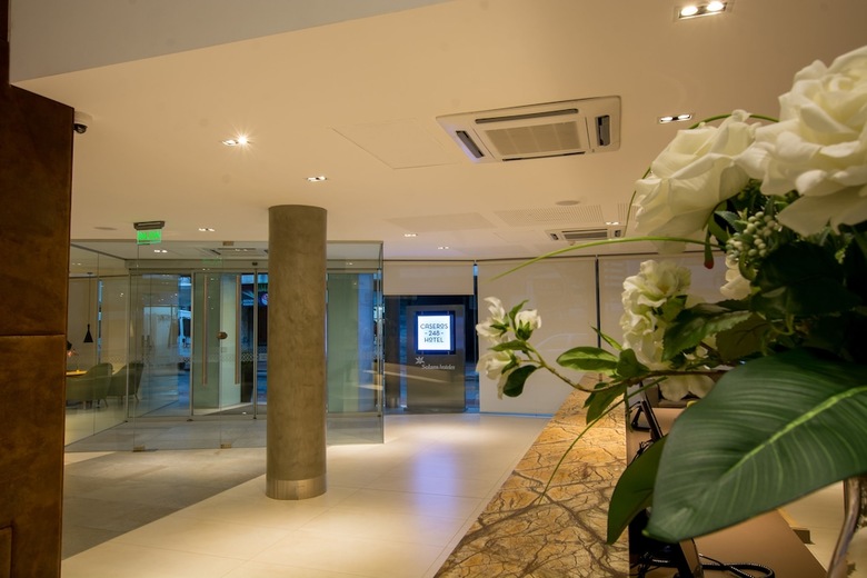 Hotel Caseros 248