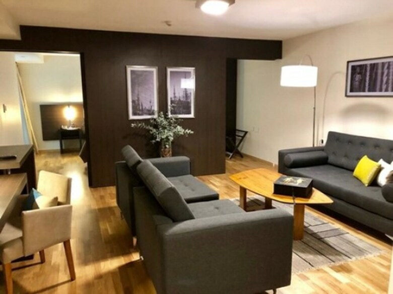 Hotel Caseros 248
