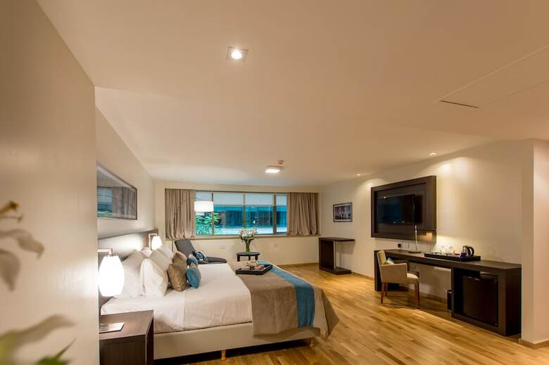 Hotel Caseros 248