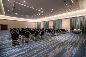 Hotel Howard Johnson By Wyndham La Plata