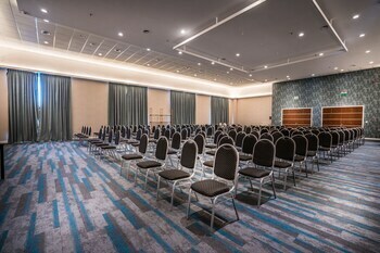 Hotel Howard Johnson By Wyndham La Plata