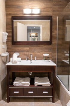 Hotel Howard Johnson By Wyndham La Plata