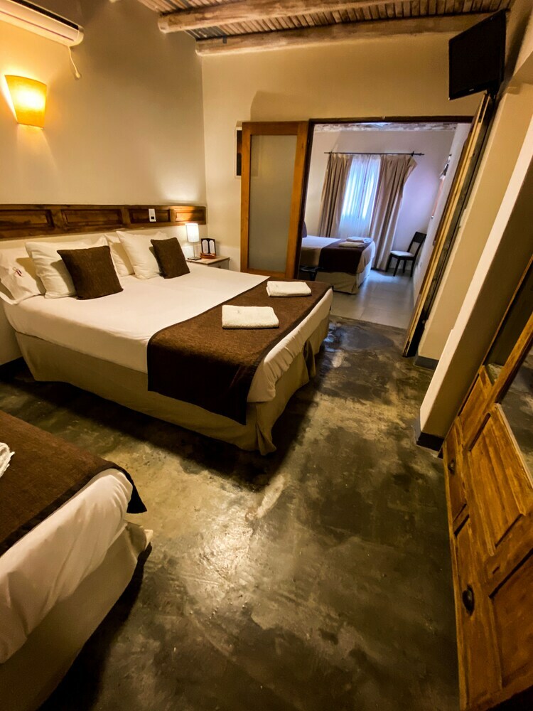 Hotel Posada Borravino