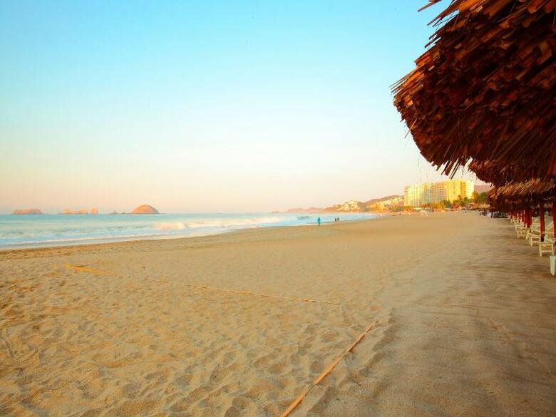Hotel Krystal Ixtapa