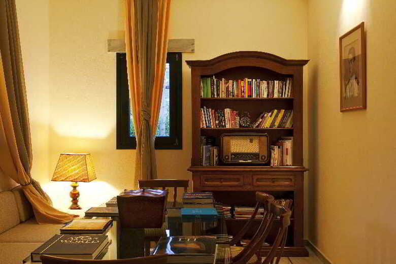 Hotel Yria
