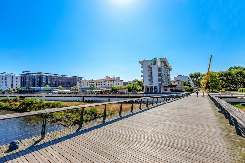 Hotel Ibis Styles Dax Miradour