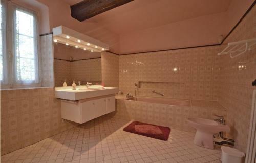 Holiday Home Quartier Charmanjon