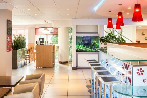 Hotel Ibis Massy