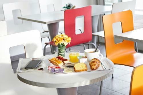 Hotel Premiere Classe Avignon Parc Des Expositions