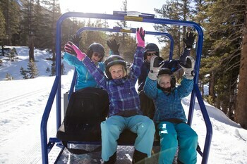 Hotel Tamarack Lodge