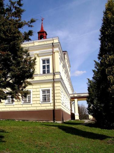 Hostal Penzion Z�mek Rozsochatec
