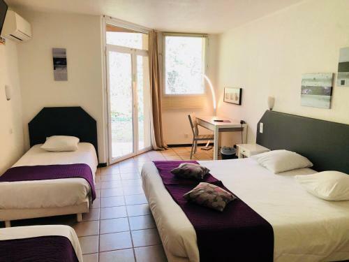Hotel Le Clos Des Bruy�res