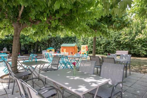 Hotel Le Clos Des Bruy�res
