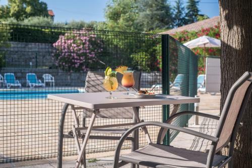 Hotel Le Clos Des Bruy�res