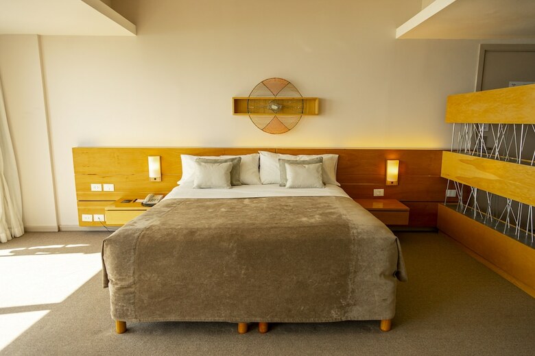 Hotel Design Suites