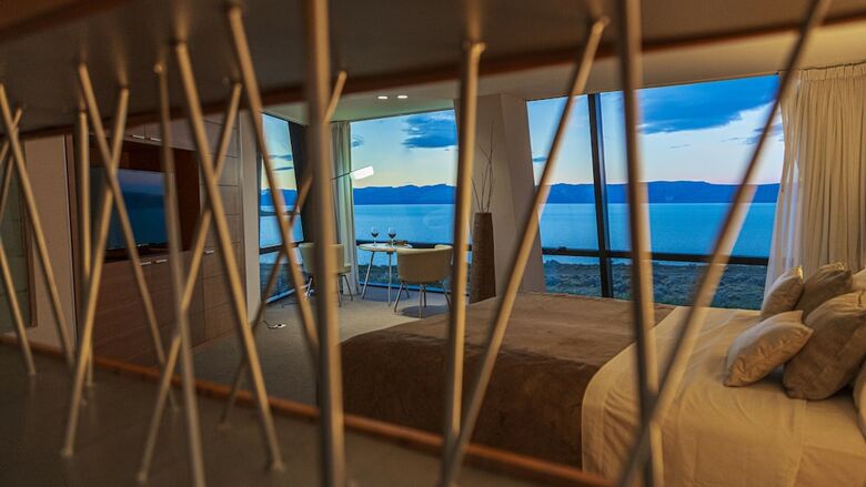 Hotel Design Suites