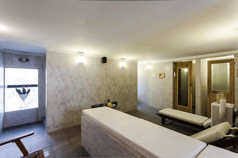 Hotel Ros Tower