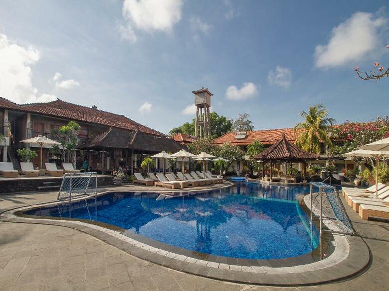 Hotel Sol House Kuta Bali