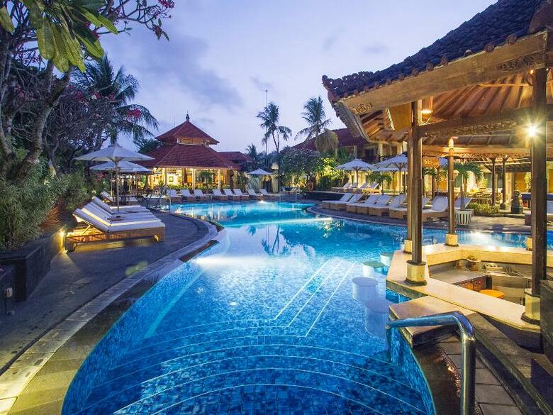 Hotel Sol House Kuta Bali