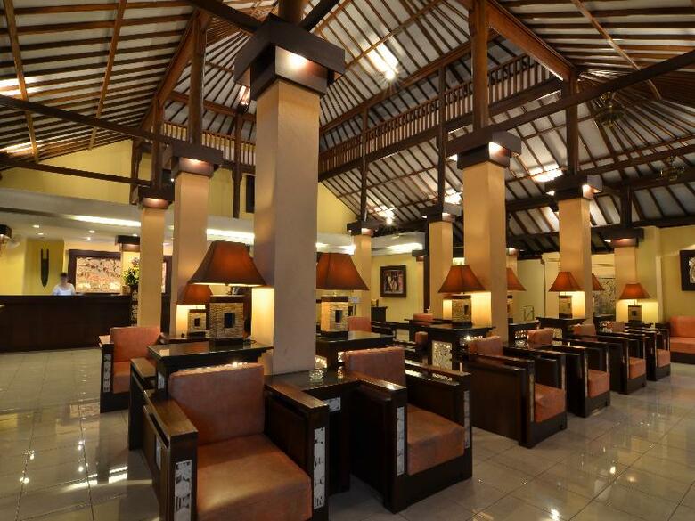 Hotel Sol House Kuta Bali