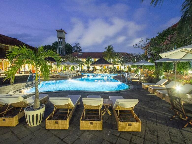 Hotel Sol House Kuta Bali