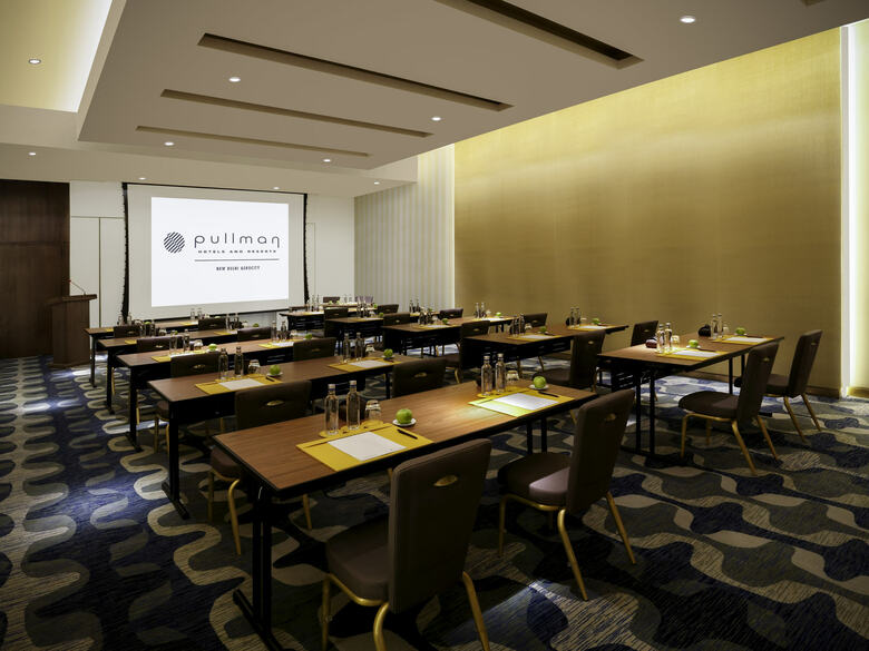 Hotel Pullman New Delhi Aerocity