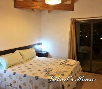 Hotel Apart Gibert S House