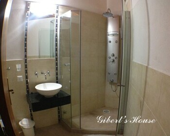 Hotel Apart Gibert S House
