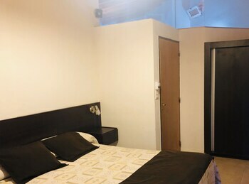 Hotel Apart Gibert S House
