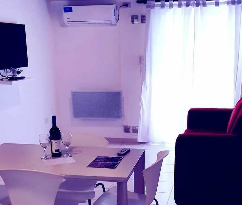 Hotel Emelsuites