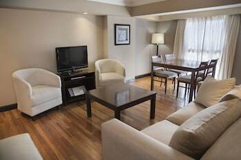 Hotel Premium Tower Suites