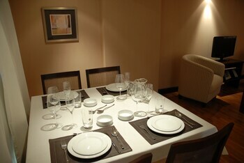 Hotel Premium Tower Suites