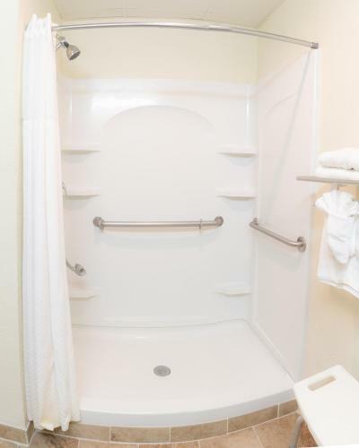 Hotel Baymont Inn & Suites