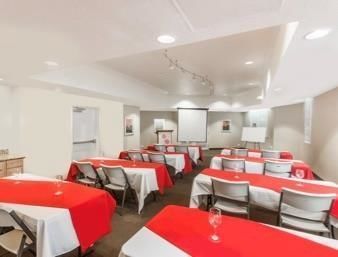 Hotel Hawthorn Suites