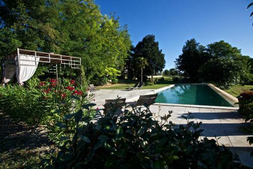 Ch�teau Des Cinq Cantons