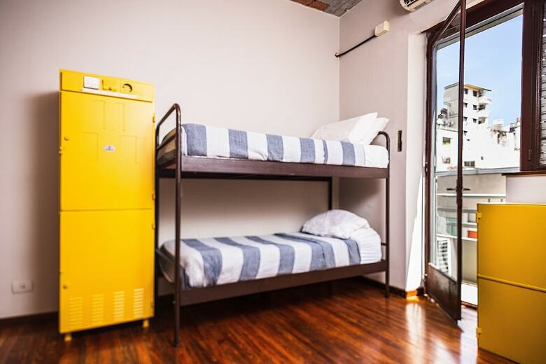 Hotel Puerto Limon Hostel