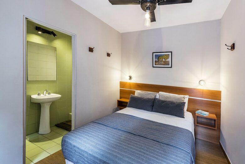 Hotel Puerto Limon Hostel