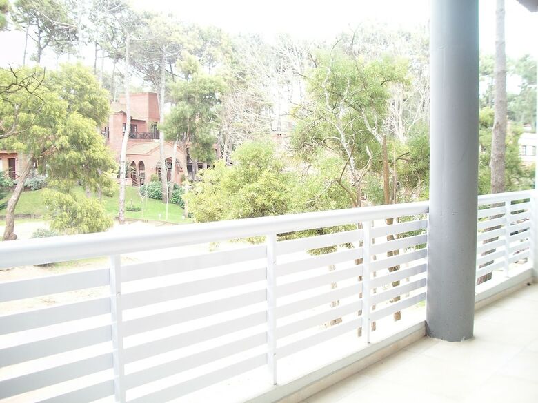 Hotel Avutarda De Carilo