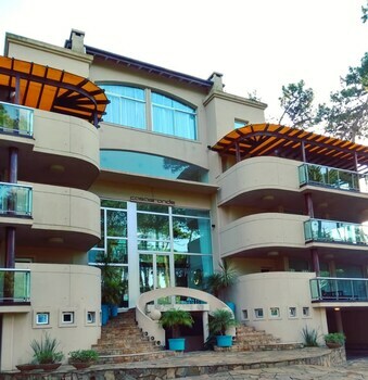 Hotel Casa Grande Carilo