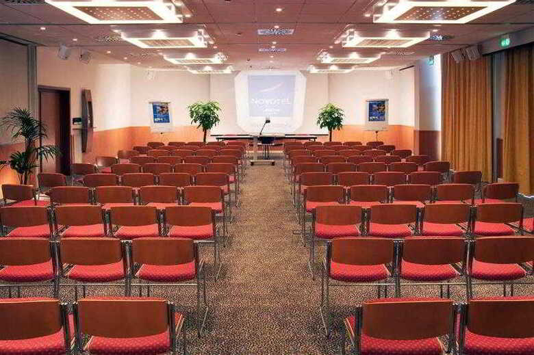 Hotel Novotel Roma Est