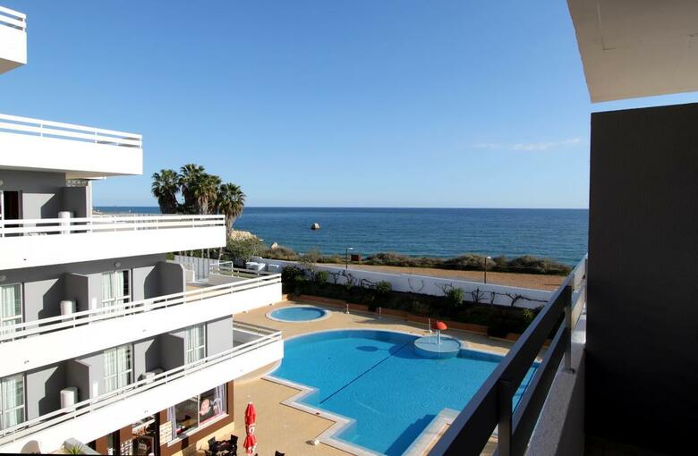 Hotel Luar