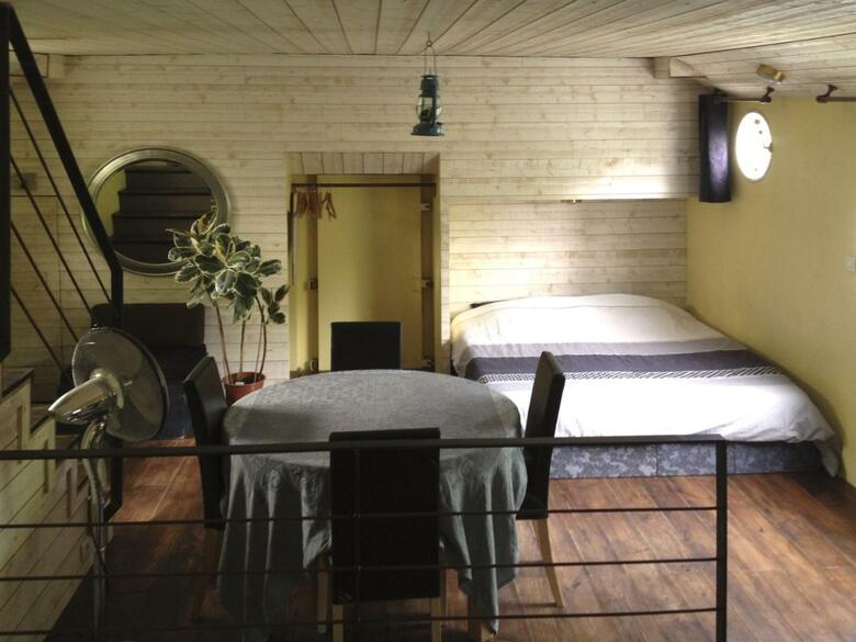 Hotel Boat For Guest