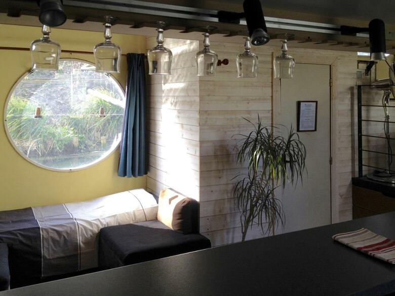 Hotel Boat For Guest
