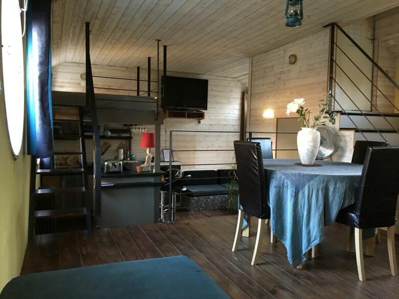 Hotel Boat For Guest