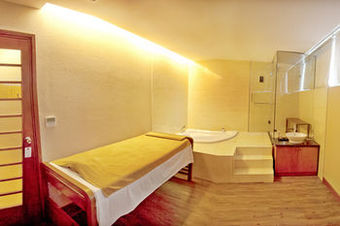 Muong Thanh Ha Long Hotel