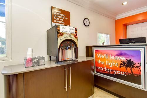 Motel 6 Garden Grove